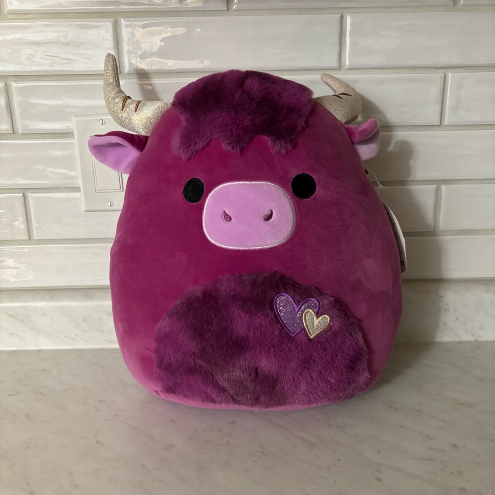 York the Highland Cow Squishmallow